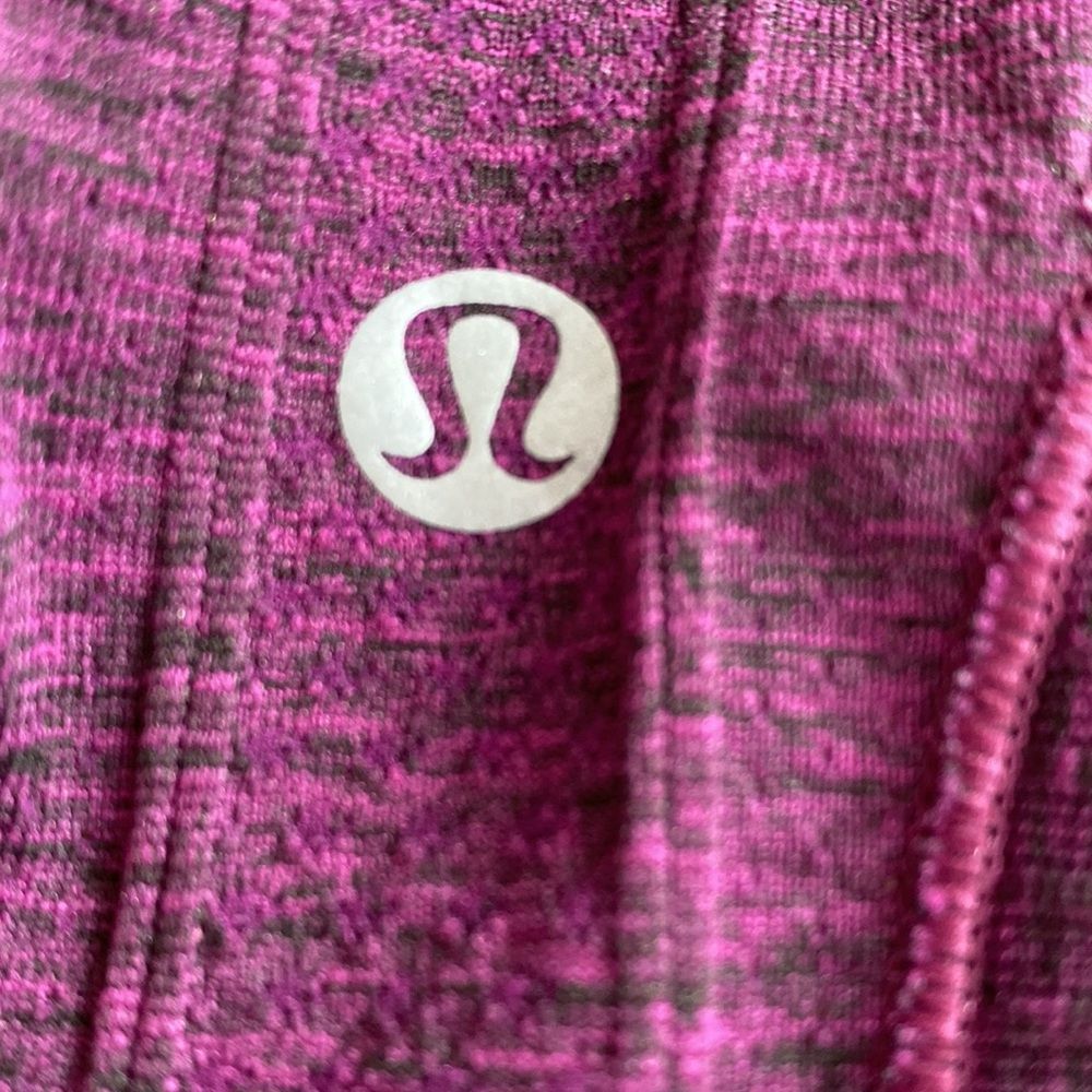 💞LULULEMON Athletica 💞nice top - Picture 13 of 13